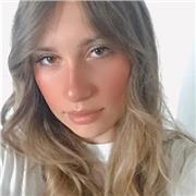 Diplomata al liceo linguistico Esabac e laureanda in comunicazione interculturale